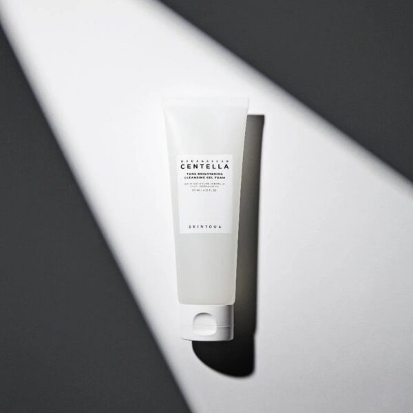 Skin 1004 TONE BRIGHTENING CLEANSING GEL FOAM - 125ml