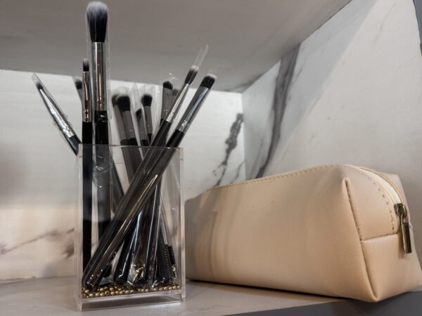 Eye essential makeup brush set
