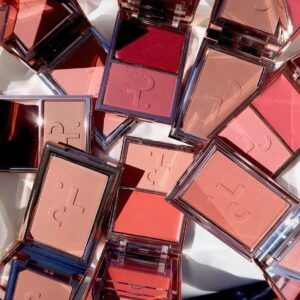 PATRICK TA
Major Headlines Double-Take Creme & Powder Blush