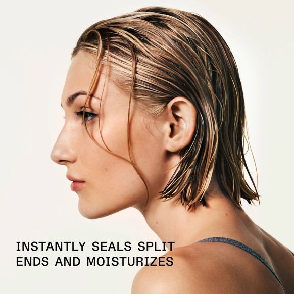OLAPLEX
No.5 Leave-In Moisturize & Mend Conditioner
30ml - Image 2