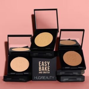 HUDA BEAUTY
Easy Bake Pressed Powder